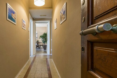 BluLassù City Center Rooms, Забронировать Гостевой дом Гостевые дома Кальяри, рядом с Национальный археологический музей, Гостевой дом