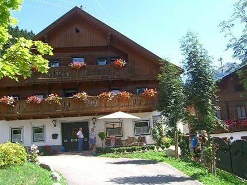 Gasthof Dorfschenke, Забронировать Отель Шталль Mölltaler Glacier