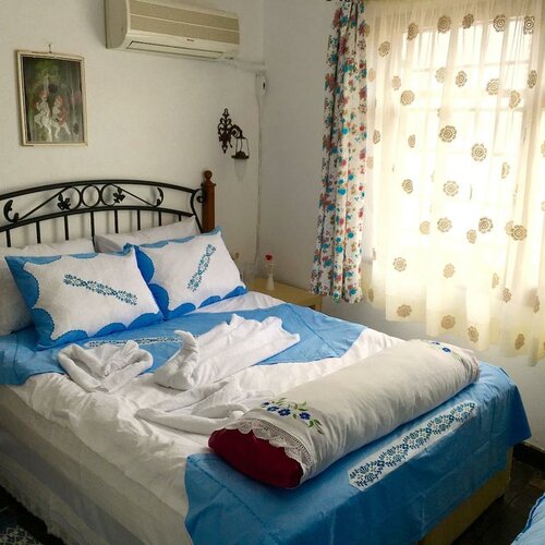 Athena Pansiyon, Reservar Albergue Albergues em Esmirna, Albergue