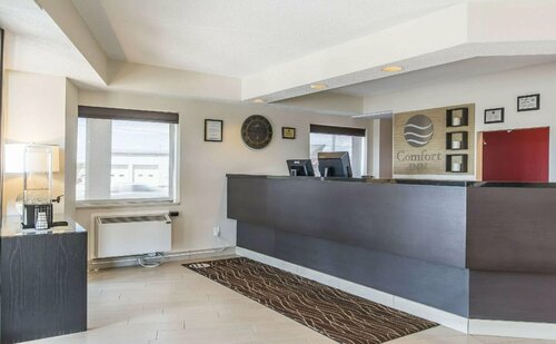 Comfort Inn, Prenota Hotel Hotel a Ontario con parcheggio, Parcheggio