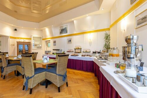 Trip Inn Hotel Schumann, Забронировать Отель Хольтхаузен Дюссельдорф, рядом с Фрайцайтпарк Нидерайдер-Вельдхен