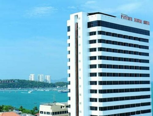 Pattaya Centre Hotel, Забронировать Отель Отели Чонбури с бассейном, Бассейн