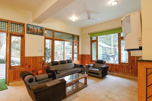 Greenwoods Inn, Забронировать Отель Отели Дхармсала с парковкой, Парковка