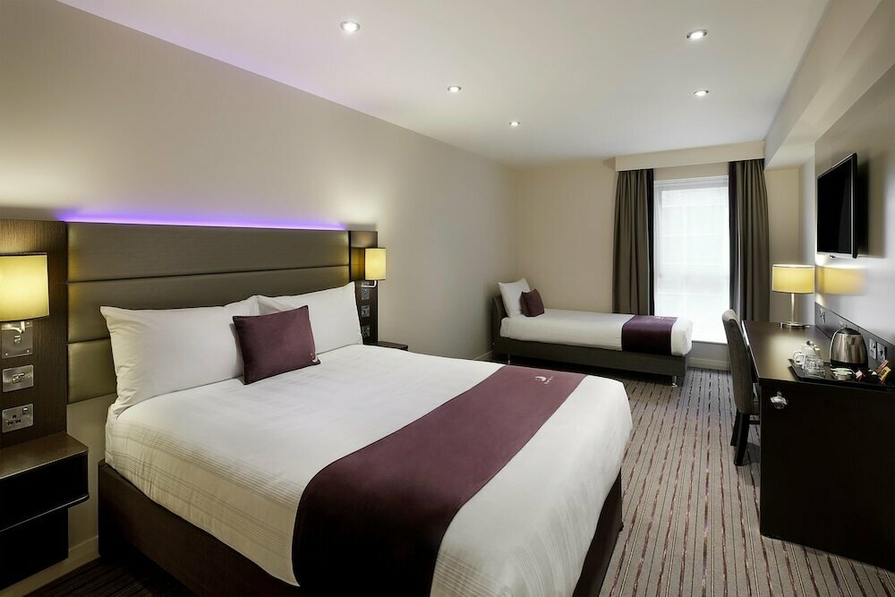 Premier Inn Manchester Trafford Centre Nth