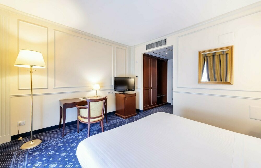 The Regency Sure Hotel Collection by Best Western