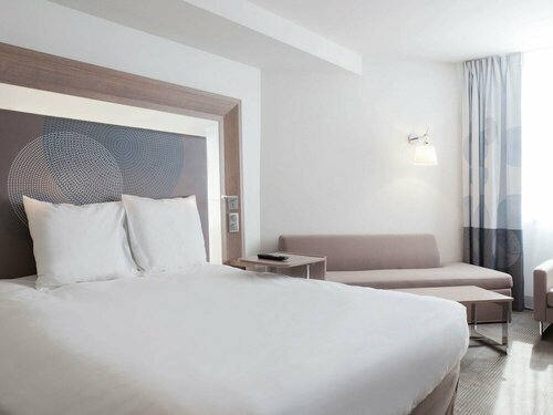 Novotel Toulouse Centre Wilson, Забронировать Отель Бизнес-отели Тулузы, рядом с Marengo-SNCF Metro Station, 4* 5*