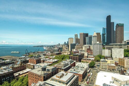 Embassy Suites By Hilton Seattle Downtown Pioneer Square,  Отель Отели Сиэтла с завтраком, рядом с Gum Wall, Завтраки