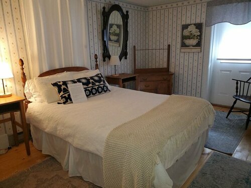 The Carriage Barn Inn, Book Bed and Breakfast Hoteller i New England med morgenmad, Morgenmad
