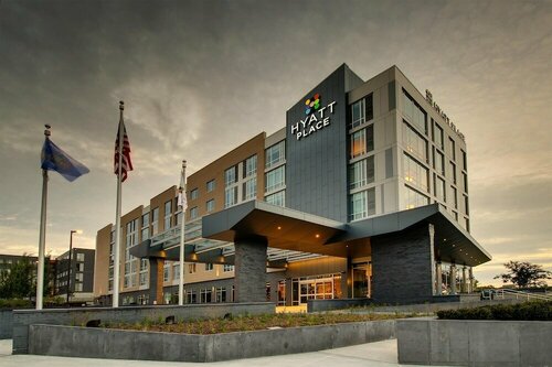 Hyatt Place Milwaukee/Downtown, Varaa Hotelli Milwaukee Wisconsin