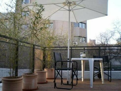 Dot Suites Mendoza, Забронировать Отель Мендоса провинция Мендоса, рядом с San Francisco Ruins