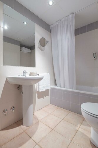 Apartamentos Canillo Ribagrossa 3000, Забронировать Отель Канильо Грандвалира, рядом с Церковь Сан-Хуан-де-Каселлес