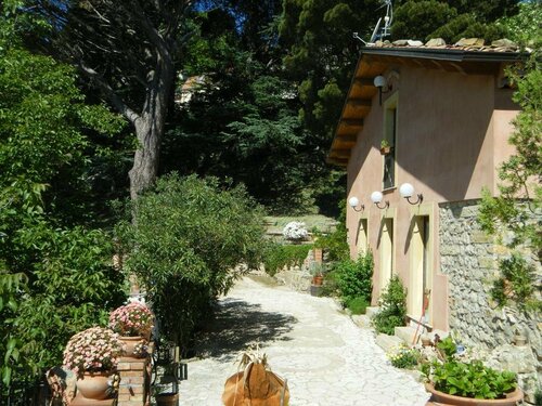 Sesima Turismo Rurale, Book Hotel Hoteller i Sicilien med parkering, Parkering