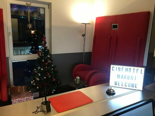 CineHotel Maroni, Prenota Hotel Hotel a Baviera con parcheggio, Parcheggio