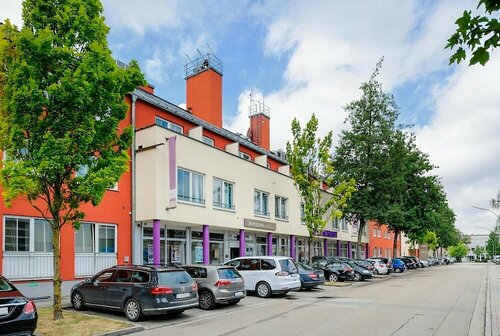Mercure Hotel Regensburg, Reservar Hotel Hotéis em Regensburgo com estacionamento, Estacionamento