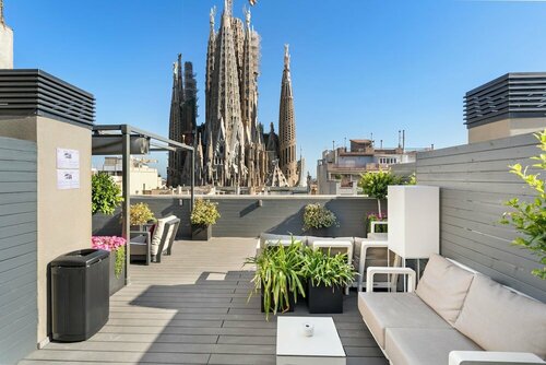 Sensation Sagrada Familia, Забронировать Отель Отели Барселоны с бассейном, рядом с Альфонс X, Бассейн