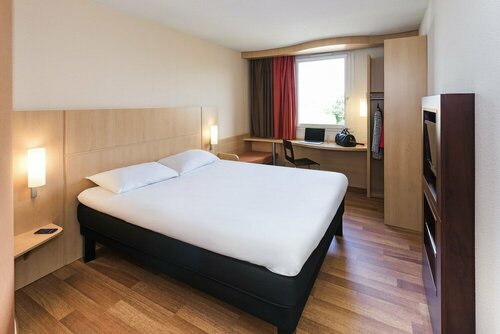 ibis Sisteron, Book Hotel Hoteller i Rhône-Alps med parkering, Parkering
