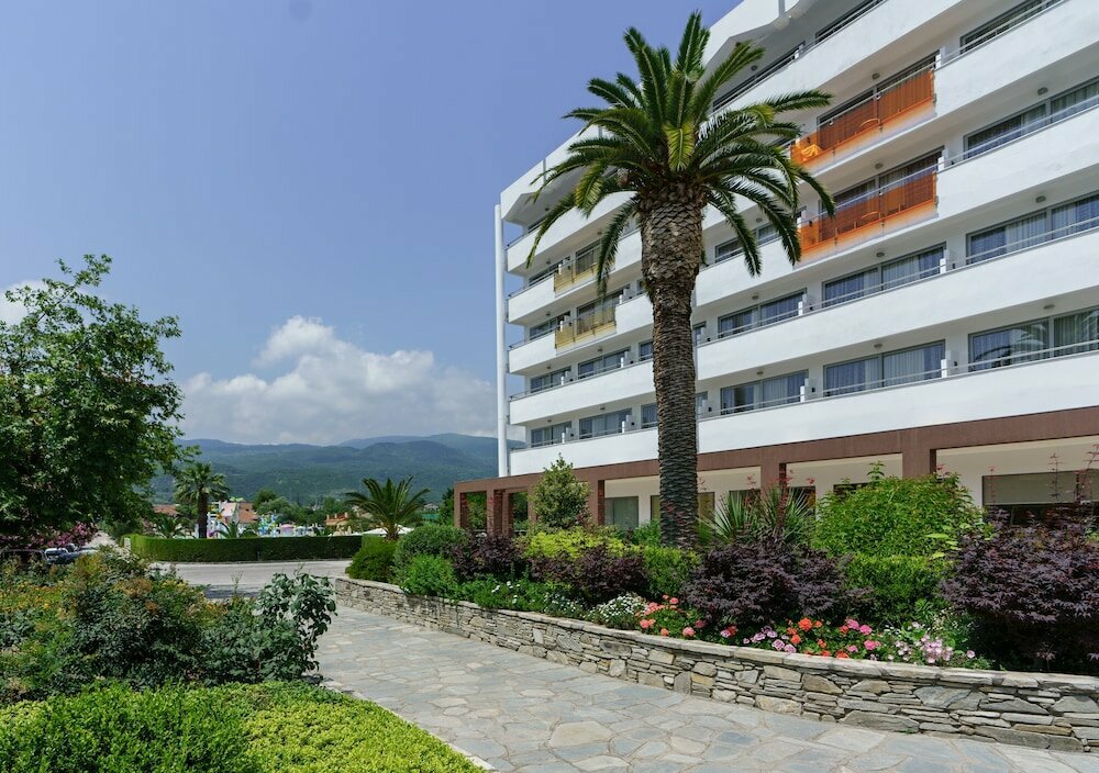 Cronwell Platamon Resort All-Inclusive