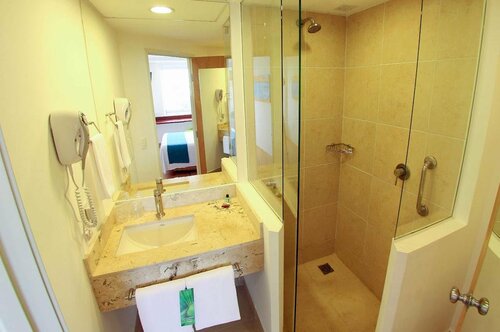 One Xalapa Las Animas, Book Hotel Hoteller i Veracruz med parkering, Parkering