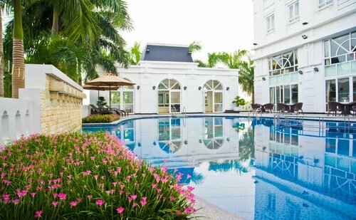 Ninh Binh Legend Hotel, Забронировать Отель Отели Тханьхоа́ с парковкой, Парковка