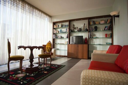 West Florence, Забронировать Отель Отели Кампи-Бизенцио 4 звезды, 4*