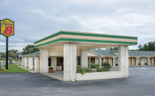 Super 8 by Wyndham Sumter, Buchen Sie Hotel Sumter South Carolina