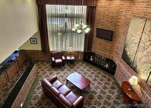 FairBridge Inn Express Melrose Park, Book Hotel Hoteller i Chicago med parkering, Parkering
