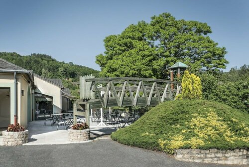 Hôtel-Restaurant Le Calice Du Gevaudan - A75, Забронировать Отель Банассак Lozère