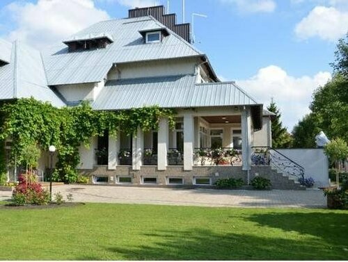 Villa Žvejų 29, Rezervați Vilă Vile în Klaipėda, Vilă