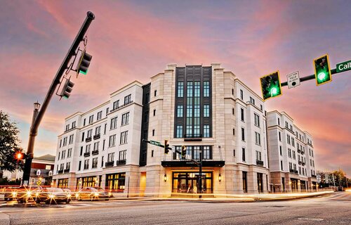 Hilton Club Liberty Place Charleston, Забронировать Отель Исторический район 
