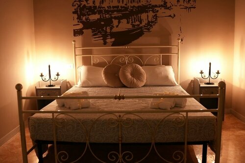 Bari Antica Boutique B&B, Забронировать Отель «постель и завтрак» Отели Бари с парковкой, рядом с Малый театр, Парковка