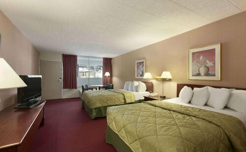 Red Carpet Inn & Suites, Réserver Hôtel Hazleton The Poconos