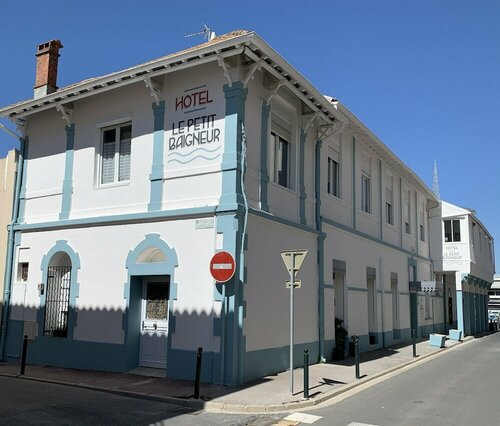 Hôtel le petit baigneur, Rezerwuj Hotel Palavas-les-Flots Hérault