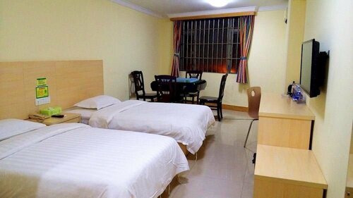 八方精品酒店(深圳松岗华润万家店), Rezerwuj Hotel Hotele w Guangdong z parkingiem, Parking