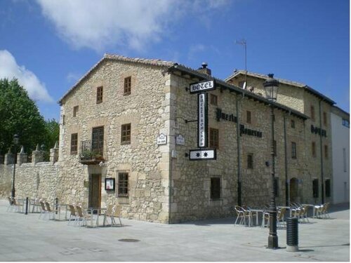 Hotel Puerta Romeros, Забронировать Отель Бургос Burgos Province