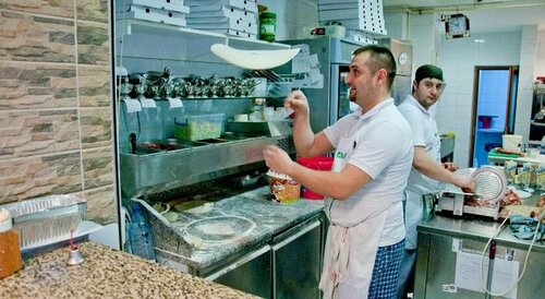 Complex Ramiro, Book Hotel Suceava 