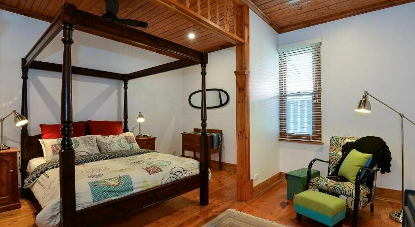 Trafalgar Premium Vintage Suites