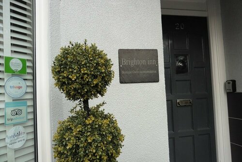 Brighton Inn Boutique Guest Accommodation, Забронировать Гостевой дом Отели Исторического графства Суссекса с парковкой, Парковка