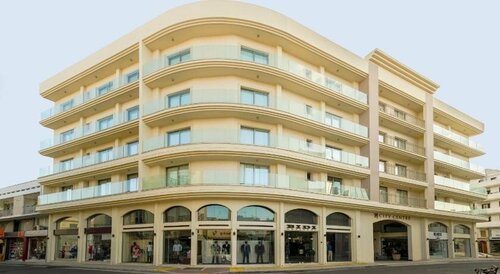 QCC Residence, Забронировать Отель Ларнака Ларнака, рядом с Пляж Финикудес