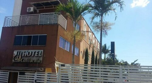 Hotel California, Забронировать Отель Отели Сетор Норте Ферровиарио 3 звезды, 3*