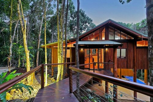 Wanggulay Treetops Cairns City, Boek Hotel Steenhopen Cairns and Northern Beaches