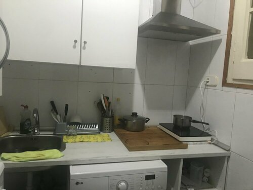 Hostel Turistic Castell, Забронировать Хостел Хостелы Барселоны, рядом с Тетуан, Хостел