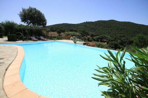 Auberge U Sirenu, Réserver Auberge de jeunesse Hôtels à Giuncheto avec piscine, Piscine
