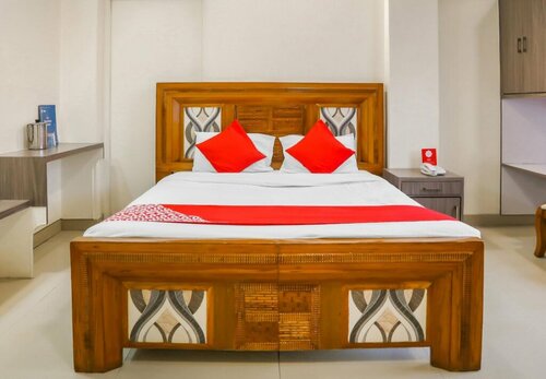 OYO 10678 Hotel Nandanvan, Забронировать Отель Отели Пуны с завтраком, Завтраки