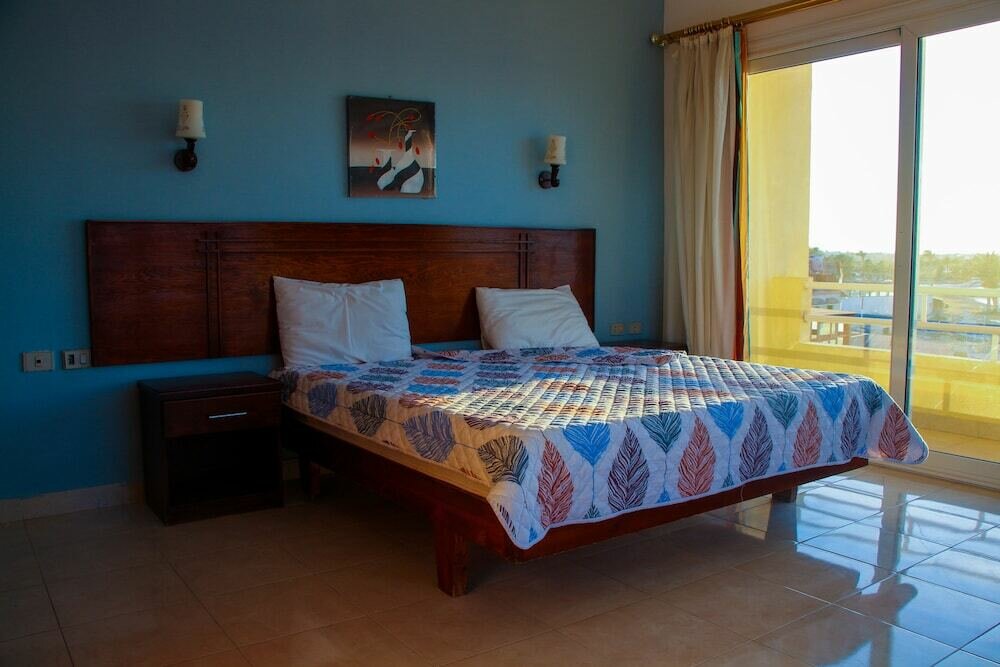 Boulevard Apartment Hotel