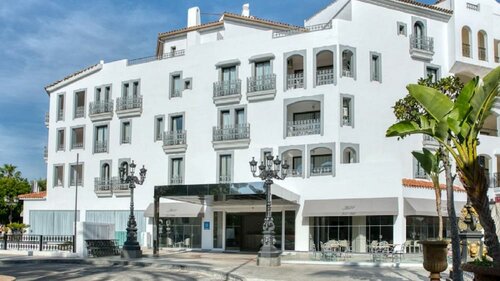 B51 Executive Flats Marbella, Забронировать Отель Отели Марбелья с парковкой, рядом с Сентро Пласа, Парковка