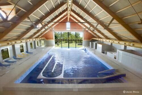 Balneario Palacio de las Salinas, Book Hotel Hoteller i Castile and Leon med pool, Swimmingpool