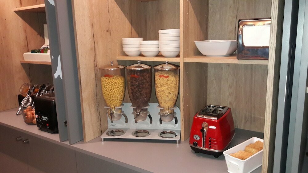 Ibis Styles Douai Gayant Expo Train Station