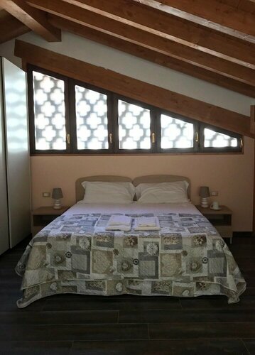 B&B "al Pesce Vela", Buchen Sie Bed & Breakfast Albese con Cassano Lombardei
