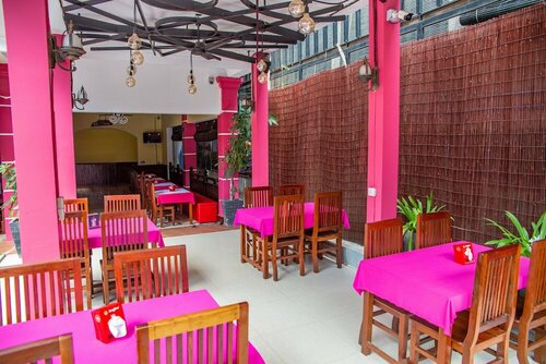 Hotel Rajdhani Palace, Забронировать Отель Отели Сиемреап 3 звезды, рядом с Preah Ang Chek Preah Ang Chom, 3*