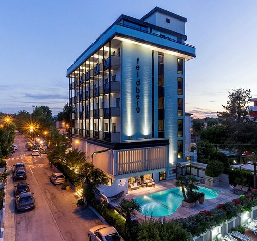 Hotel Feldberg, Забронировать Отель Риччоне Побережье Римини